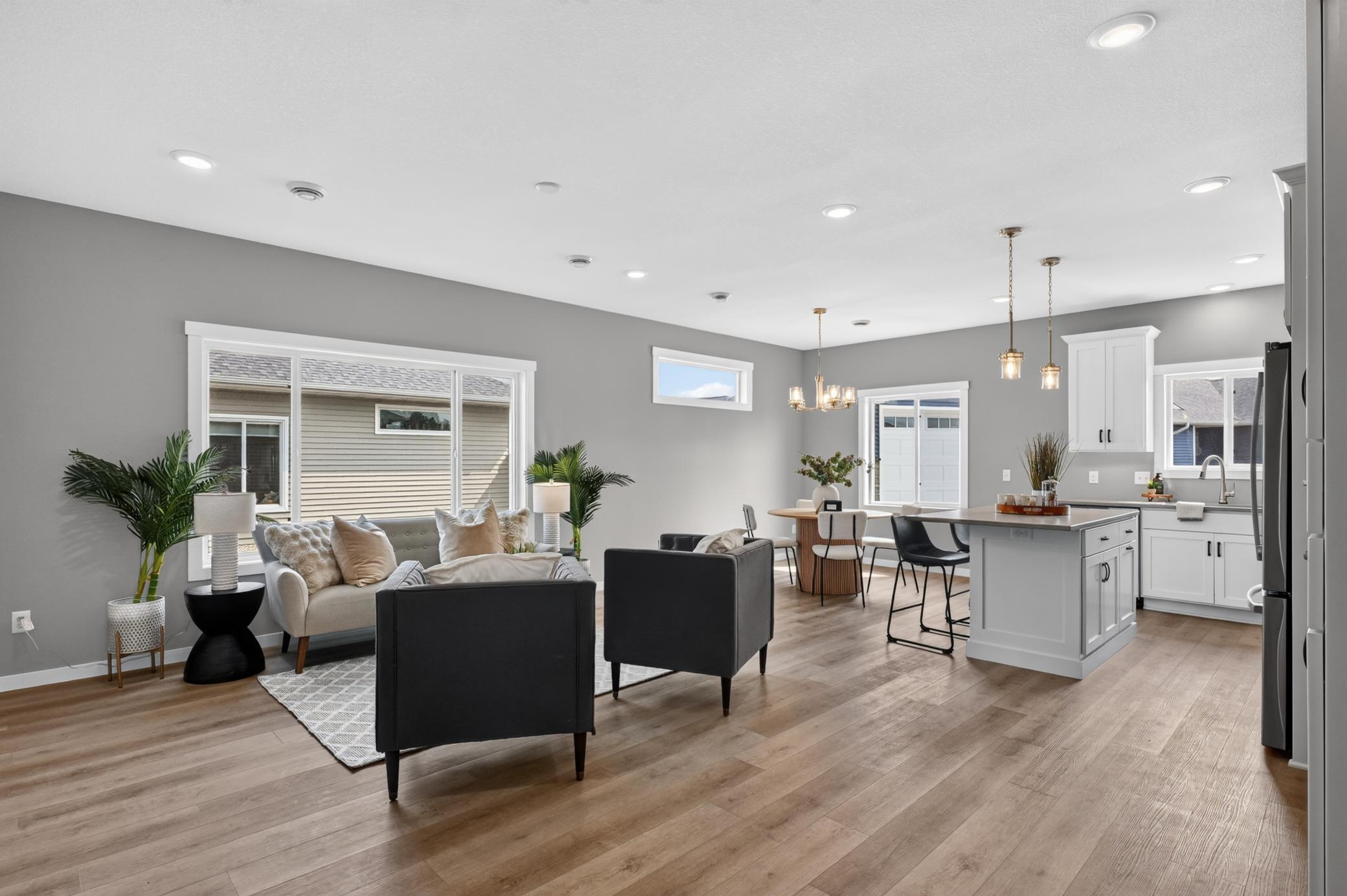 2023 townhouse for sale at 676 Voyager Drive in Alexandria, MN — 2 bed, 2 bath (photo 12 of 37)