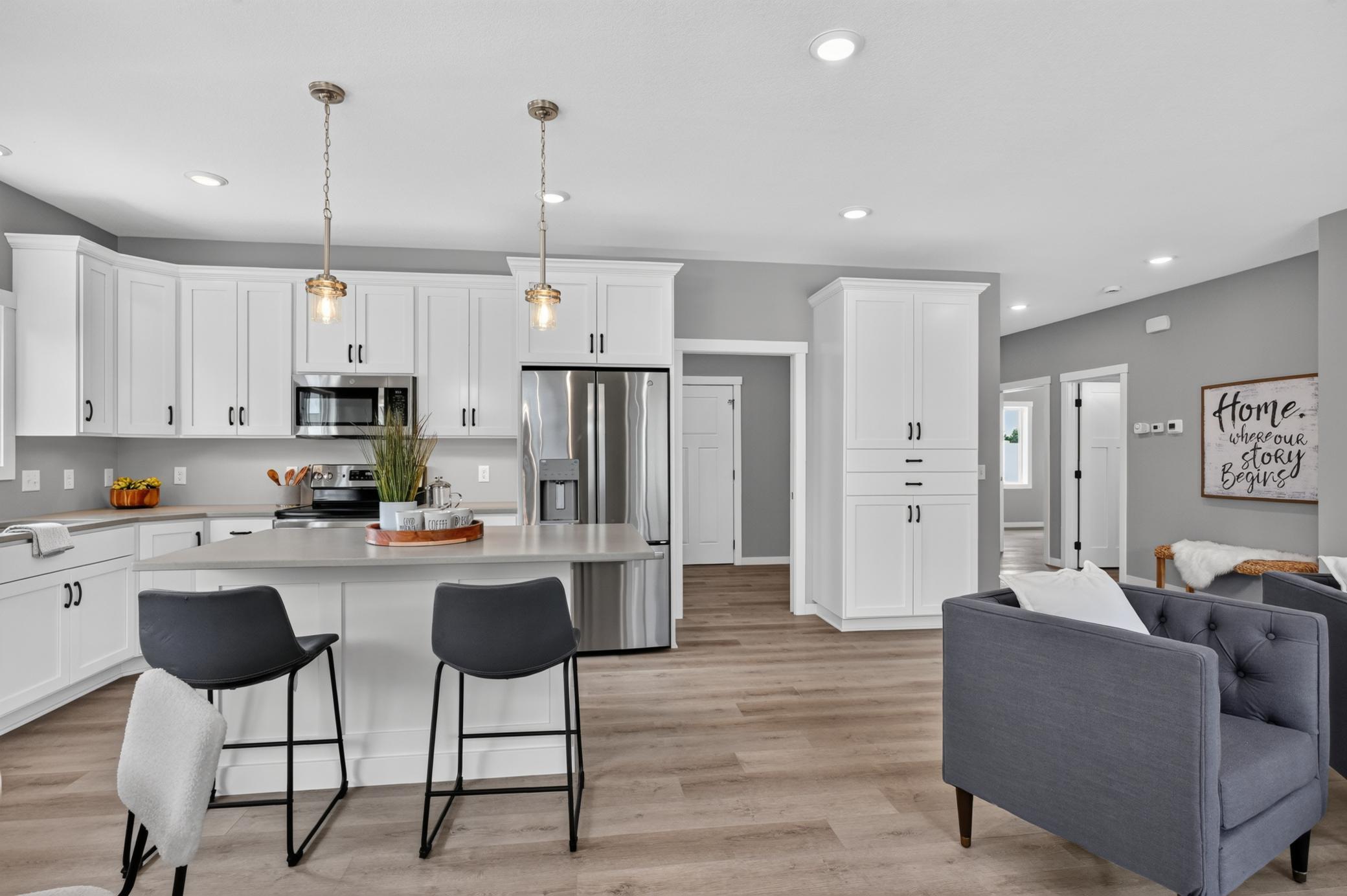 2023 townhouse for sale at 676 Voyager Drive in Alexandria, MN — 2 bed, 2 bath (photo 16 of 37)