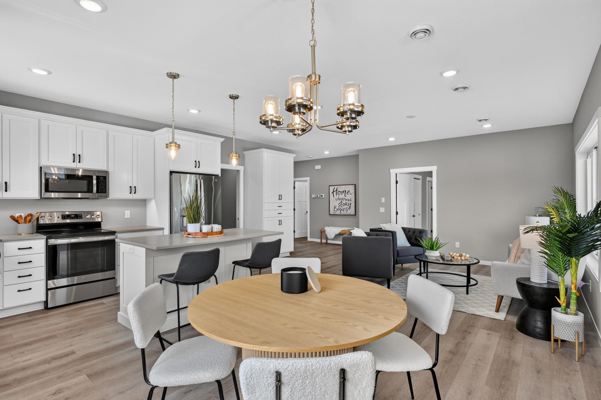 2023 townhouse for sale at 676 Voyager Drive in Alexandria, MN — 2 bed, 2 bath (photo 24 of 37)