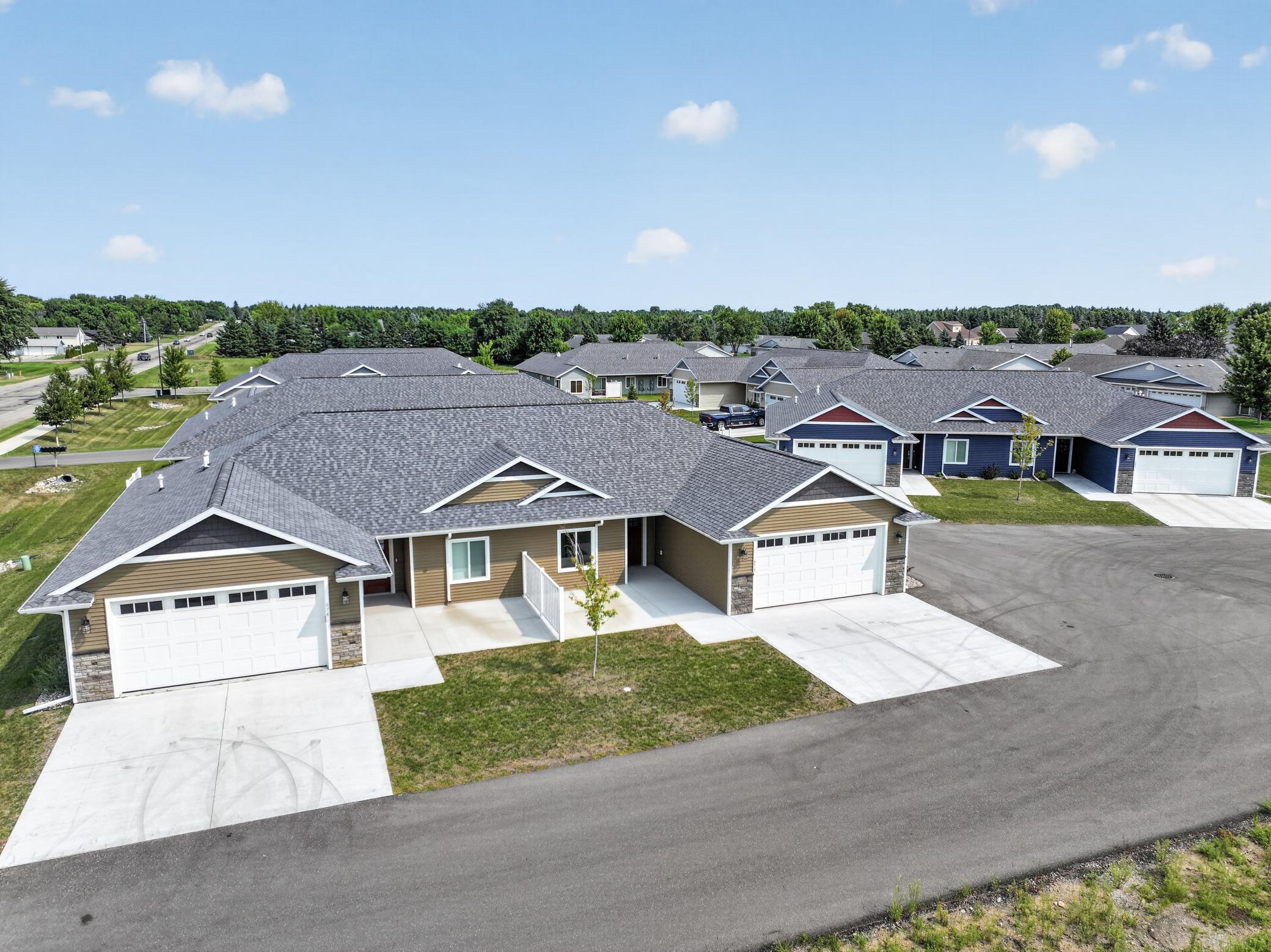 2023 townhouse for sale at 676 Voyager Drive in Alexandria, MN — 2 bed, 2 bath (photo 37 of 37)