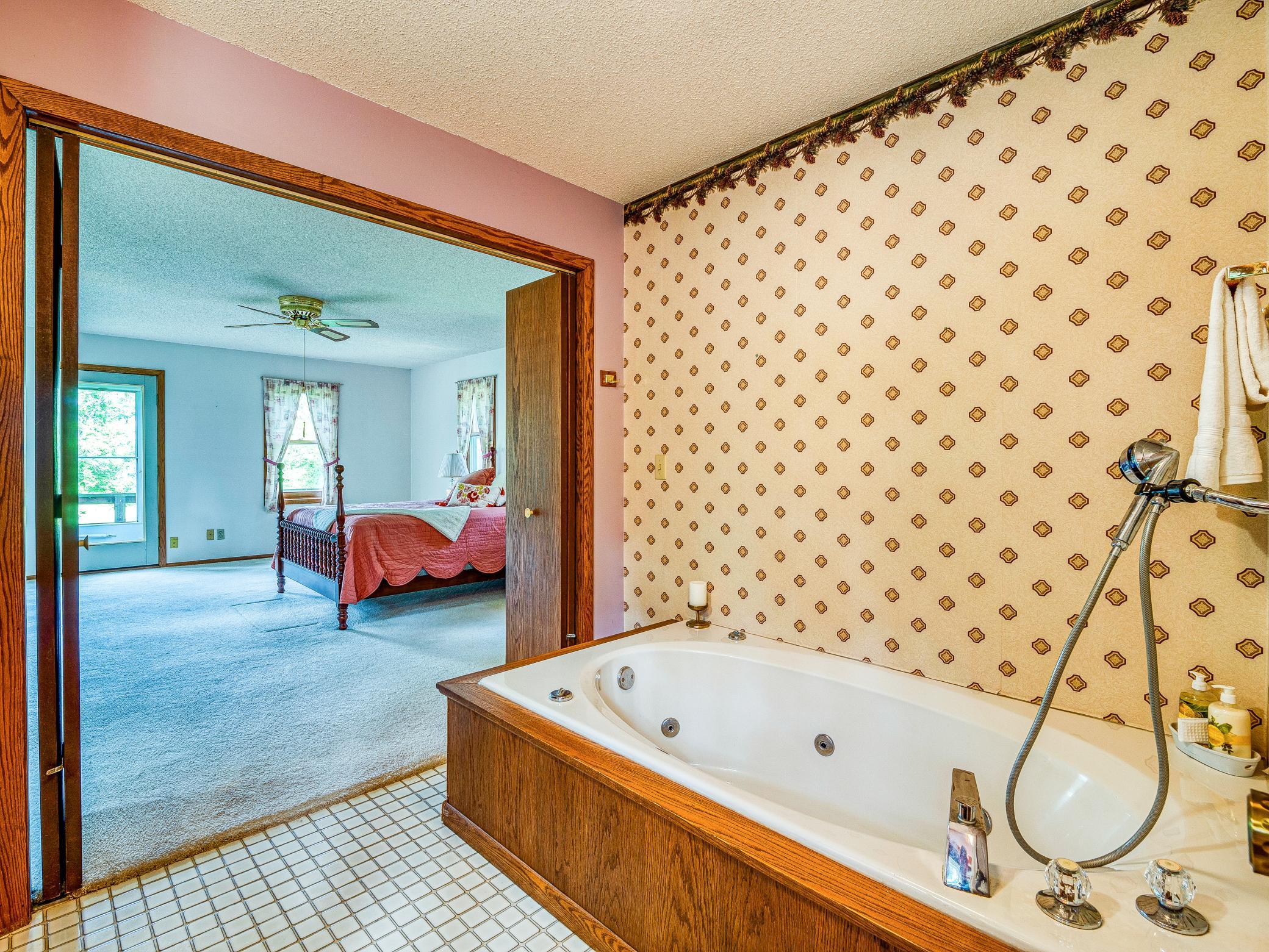 1920 single family home for sale at 49494 Dixon Lake Resort Road in Squaw Lake, MN — 2 bed, 2 bath (photo 36 of 79)