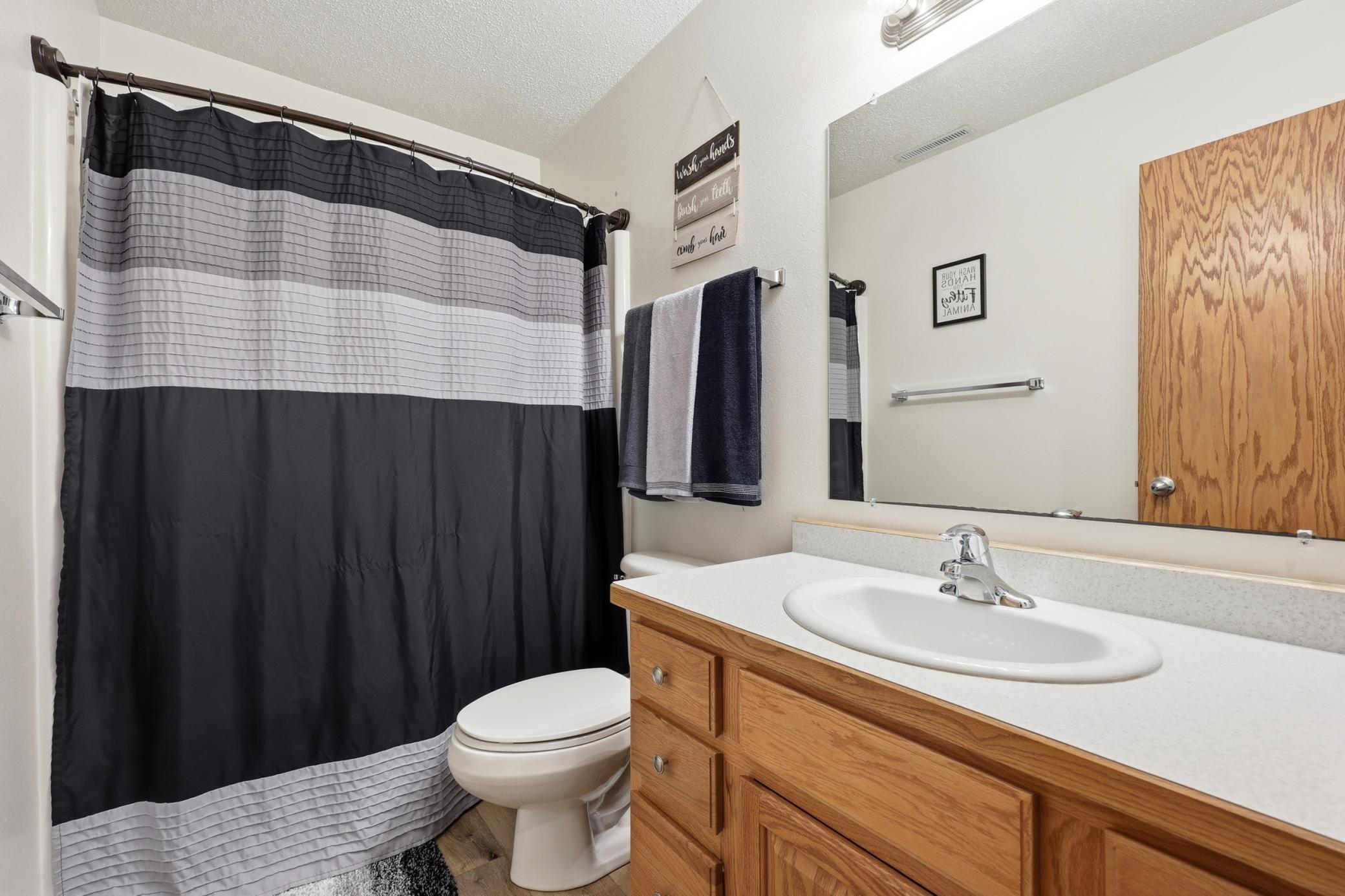 1512 19th Avenue E, West Fargo ND 58078 - Photo 23 of 35