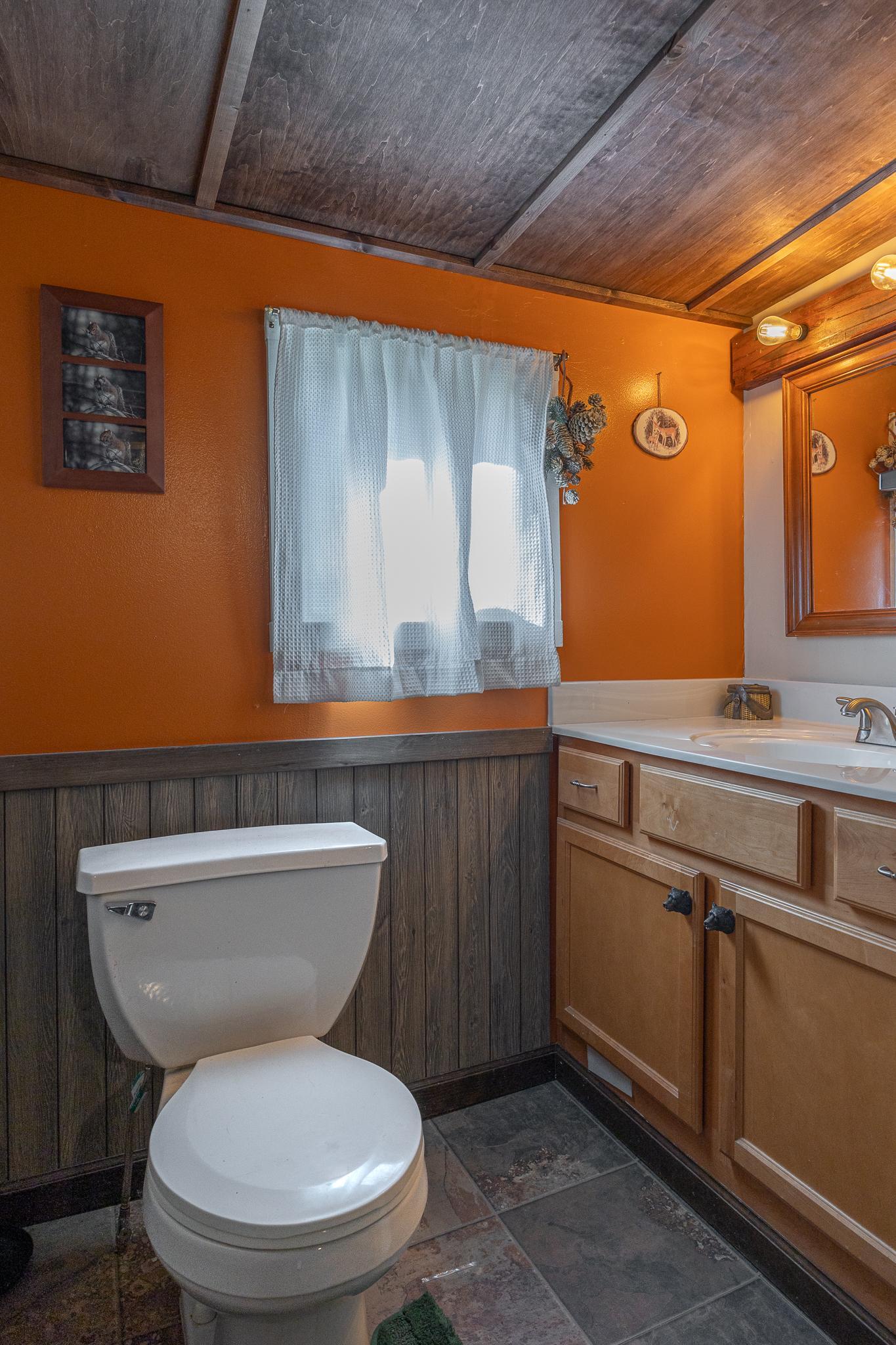 1963 single family home for sale at 1650 Wabedo Frontage Road NE in Longville, MN — 7 bed, 6 bath (photo 18 of 61)