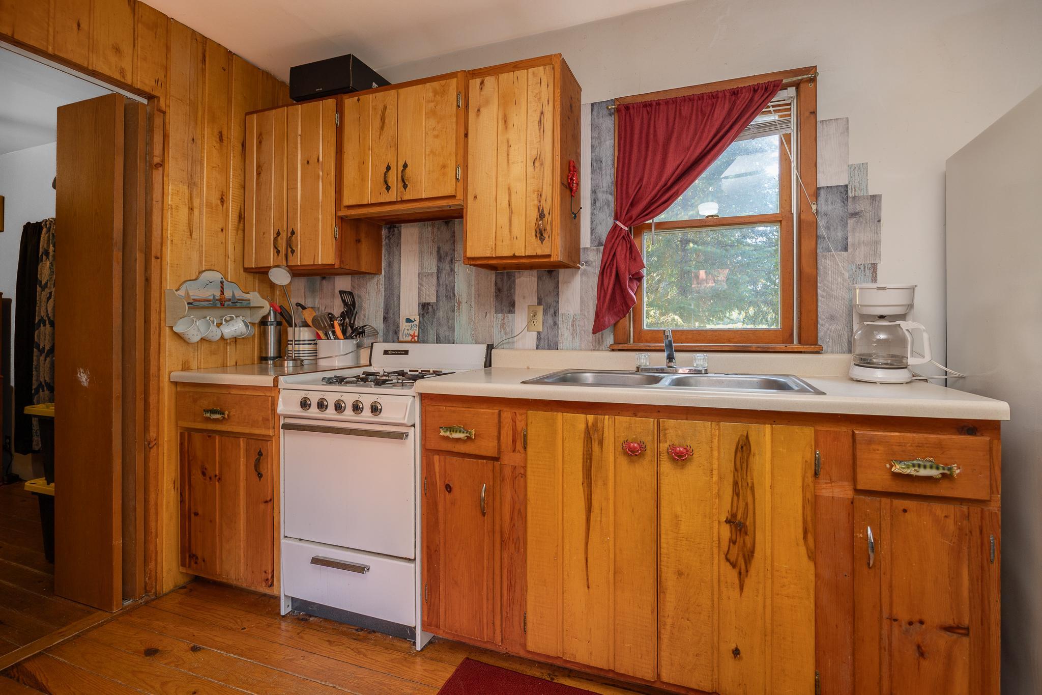 1963 single family home for sale at 1650 Wabedo Frontage Road NE in Longville, MN — 7 bed, 6 bath (photo 42 of 61)