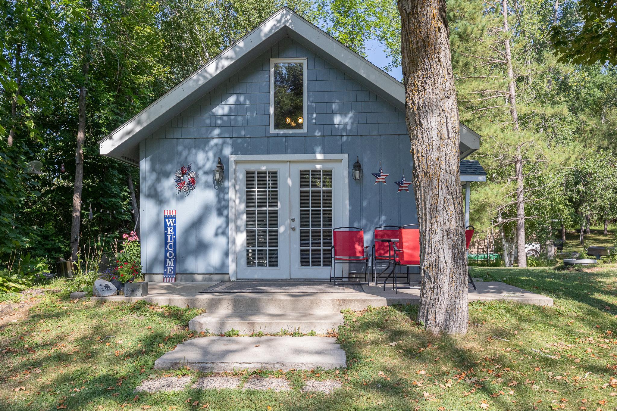 1963 single family home for sale at 1650 Wabedo Frontage Road NE in Longville, MN — 7 bed, 6 bath (photo 8 of 61)