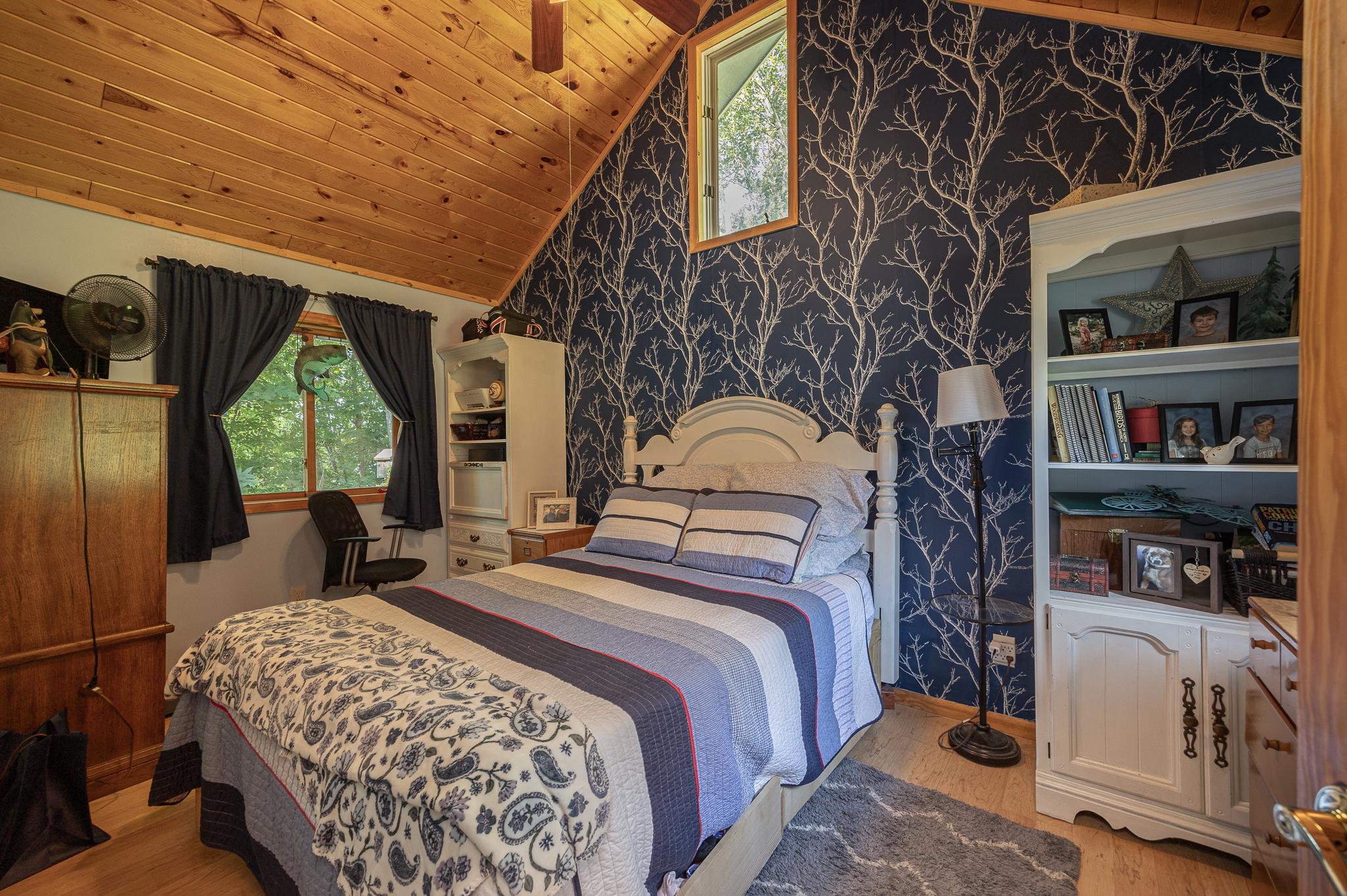 1963 single family home for sale at 1650 Wabedo Frontage Road NE in Longville, MN — 7 bed, 6 bath (photo 10 of 61)