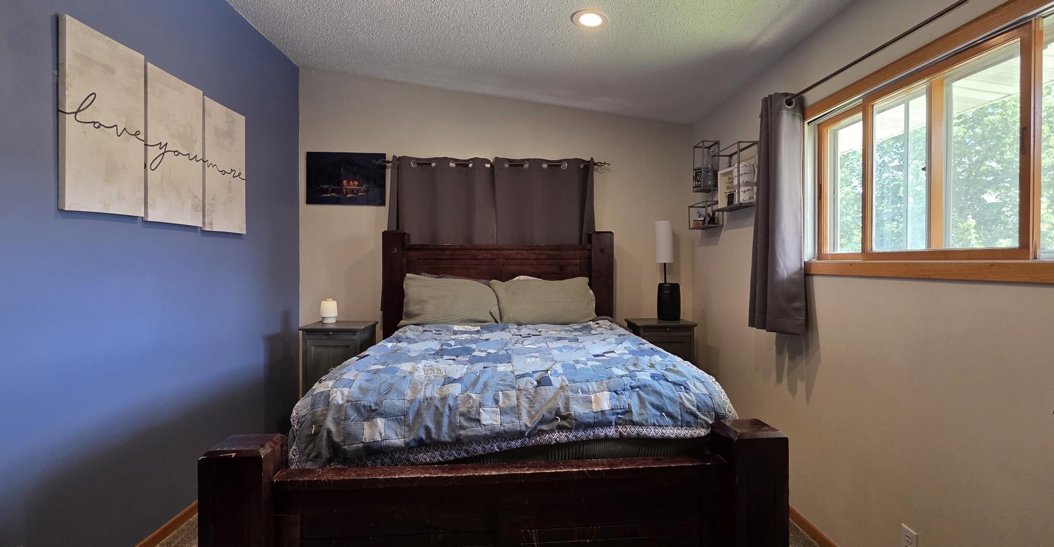 1961 single family home for sale at 640 9th Avenue SW in Valley City, ND — 3 bed, 2 bath (photo 21 of 61)