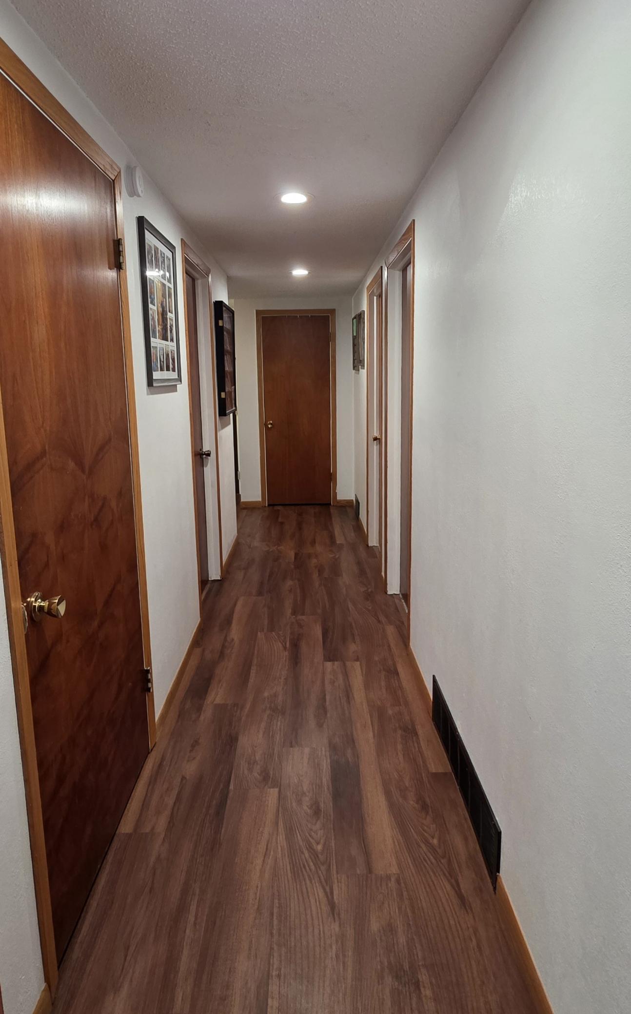 1961 single family home for sale at 640 9th Avenue SW in Valley City, ND — 3 bed, 2 bath (photo 31 of 61)