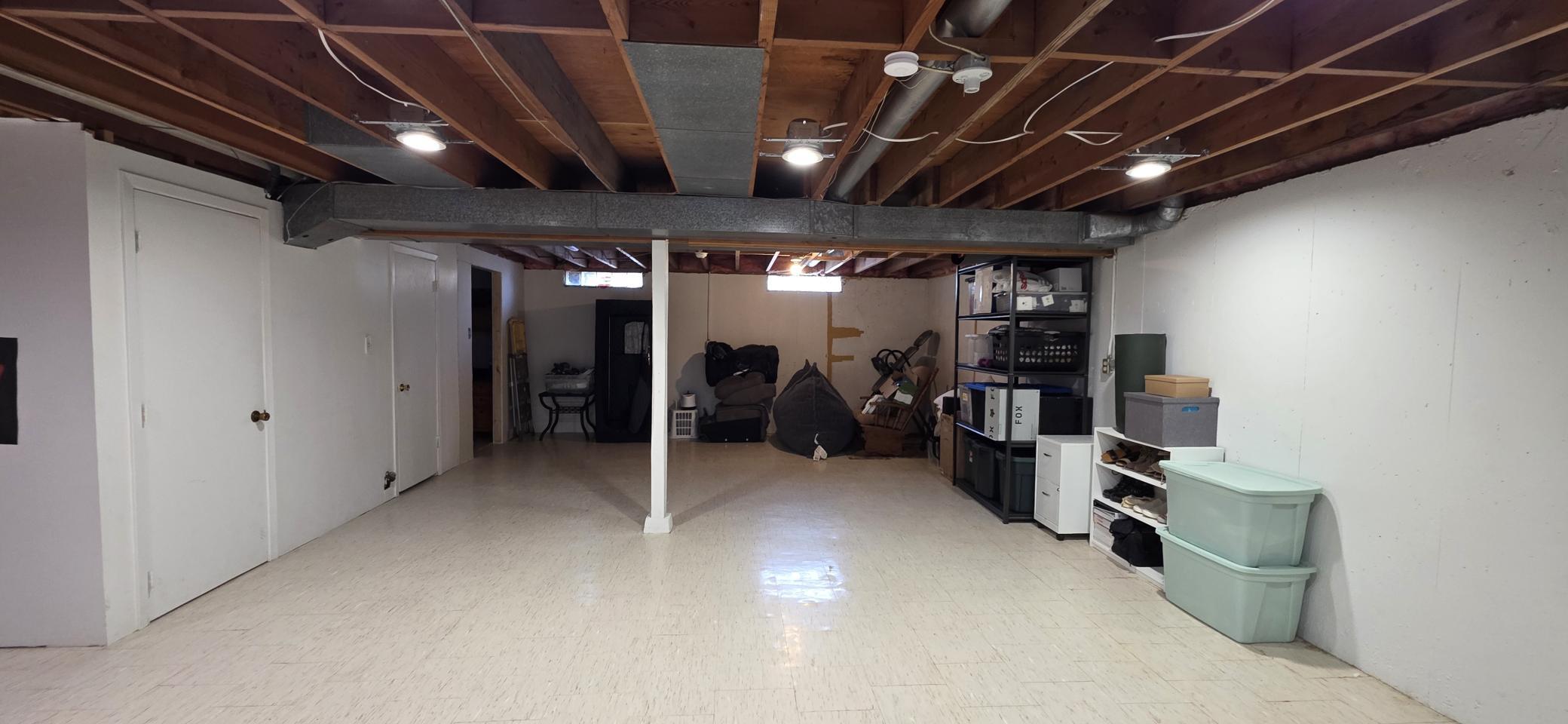 1961 single family home for sale at 640 9th Avenue SW in Valley City, ND — 3 bed, 2 bath (photo 39 of 61)