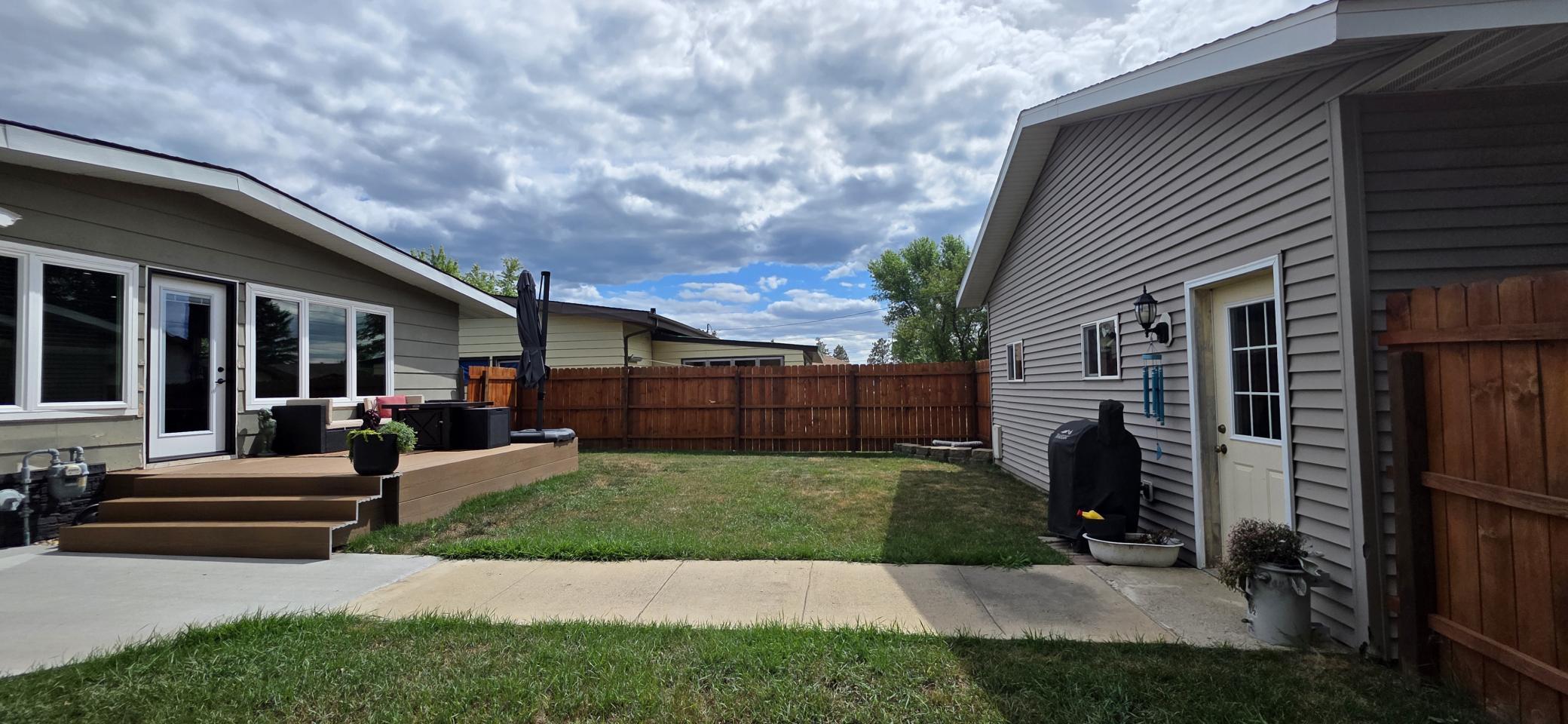 1961 single family home for sale at 640 9th Avenue SW in Valley City, ND — 3 bed, 2 bath (photo 52 of 61)