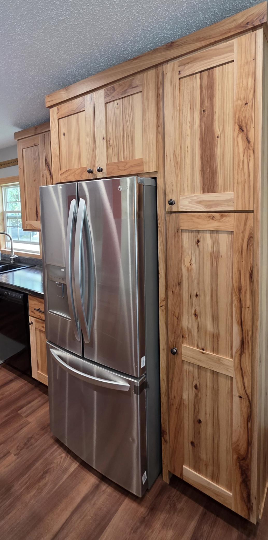 1961 single family home for sale at 640 9th Avenue SW in Valley City, ND — 3 bed, 2 bath (photo 10 of 61)