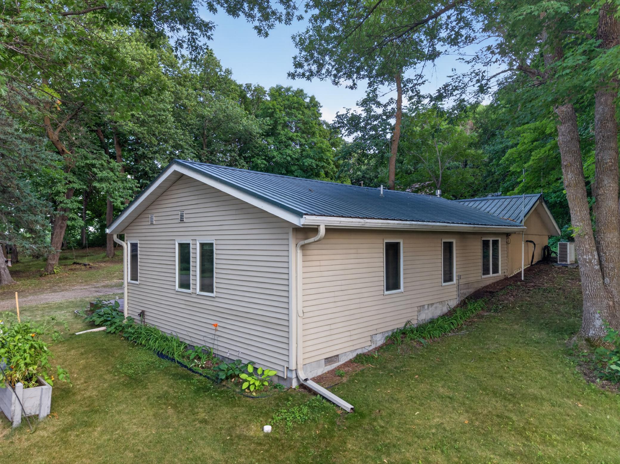 1974 single family home for sale at 42003 Engstrom Beach Road in Dent, MN — 3 bed, 2 bath (photo 5 of 38)