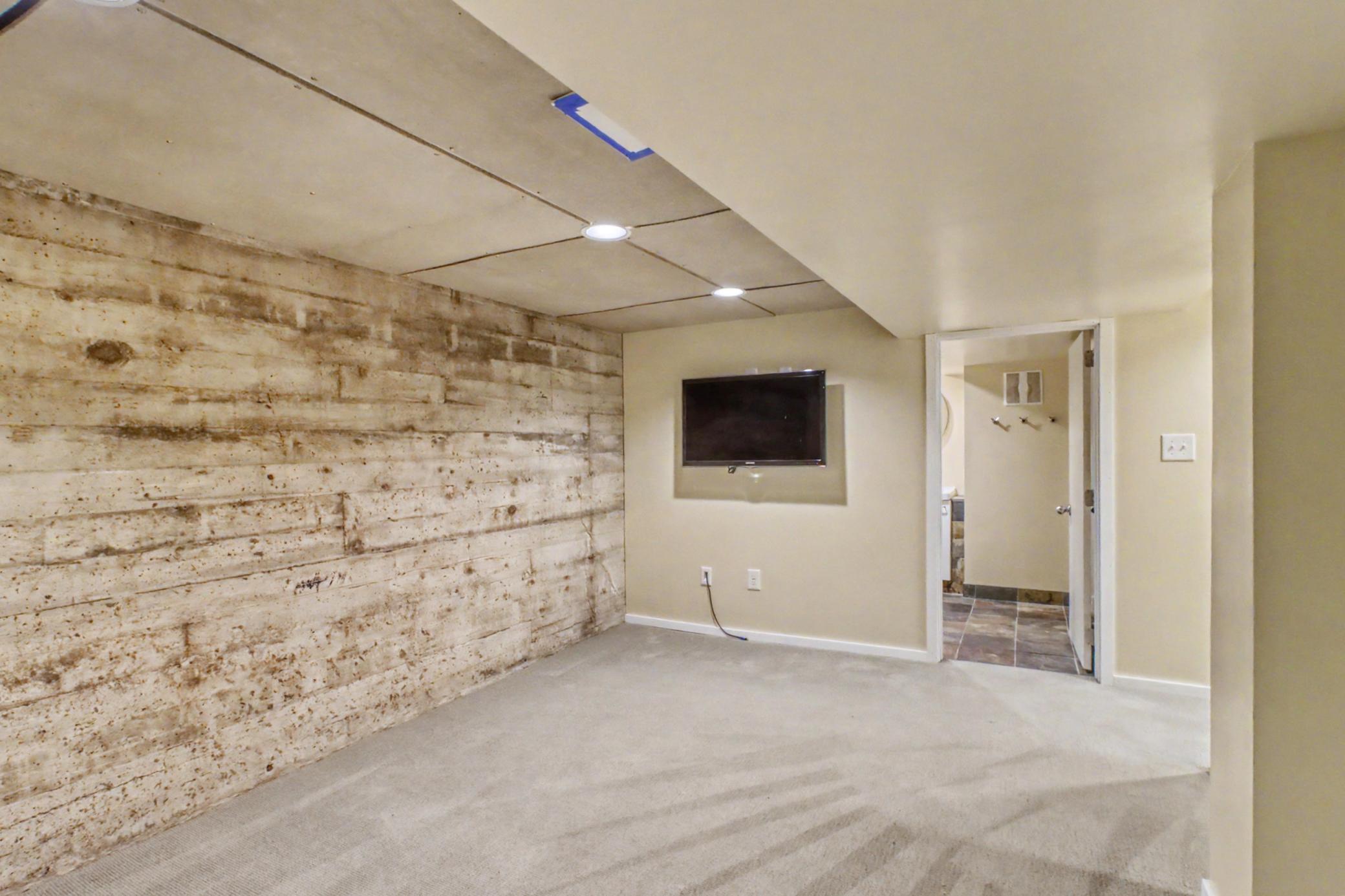 1526 6th Street S, Fargo ND 58103 - Photo 31 of 49
