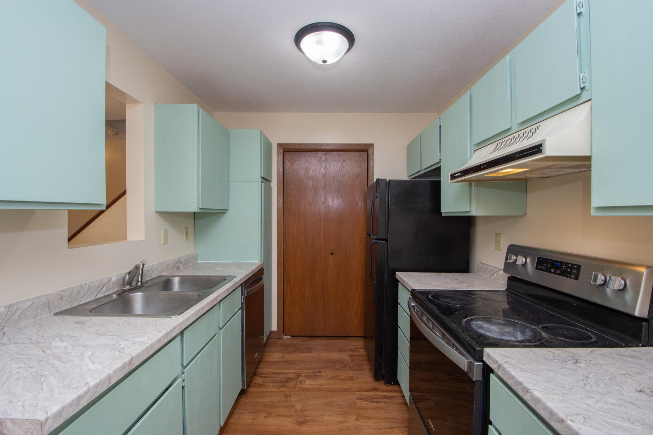 1980 townhouse for sale at 2231 32nd Avenue S in Fargo, ND — 2 bed, 1 bath (photo 14 of 25)