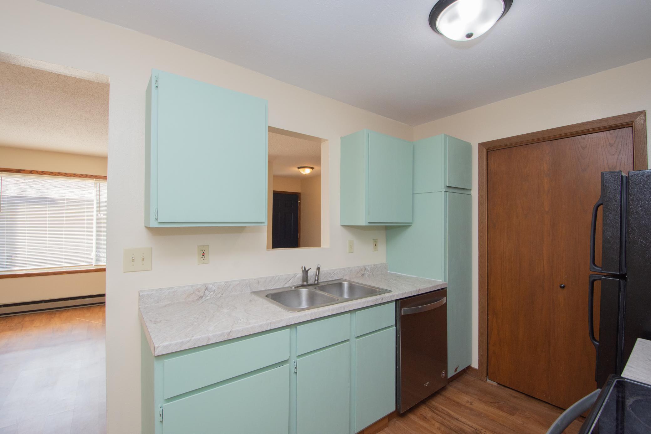 1980 townhouse for sale at 2231 32nd Avenue S in Fargo, ND — 2 bed, 1 bath (photo 15 of 25)
