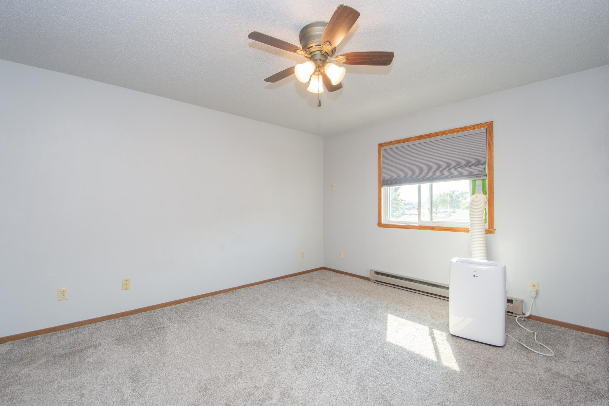 1980 townhouse for sale at 2231 32nd Avenue S in Fargo, ND — 2 bed, 1 bath (photo 16 of 25)
