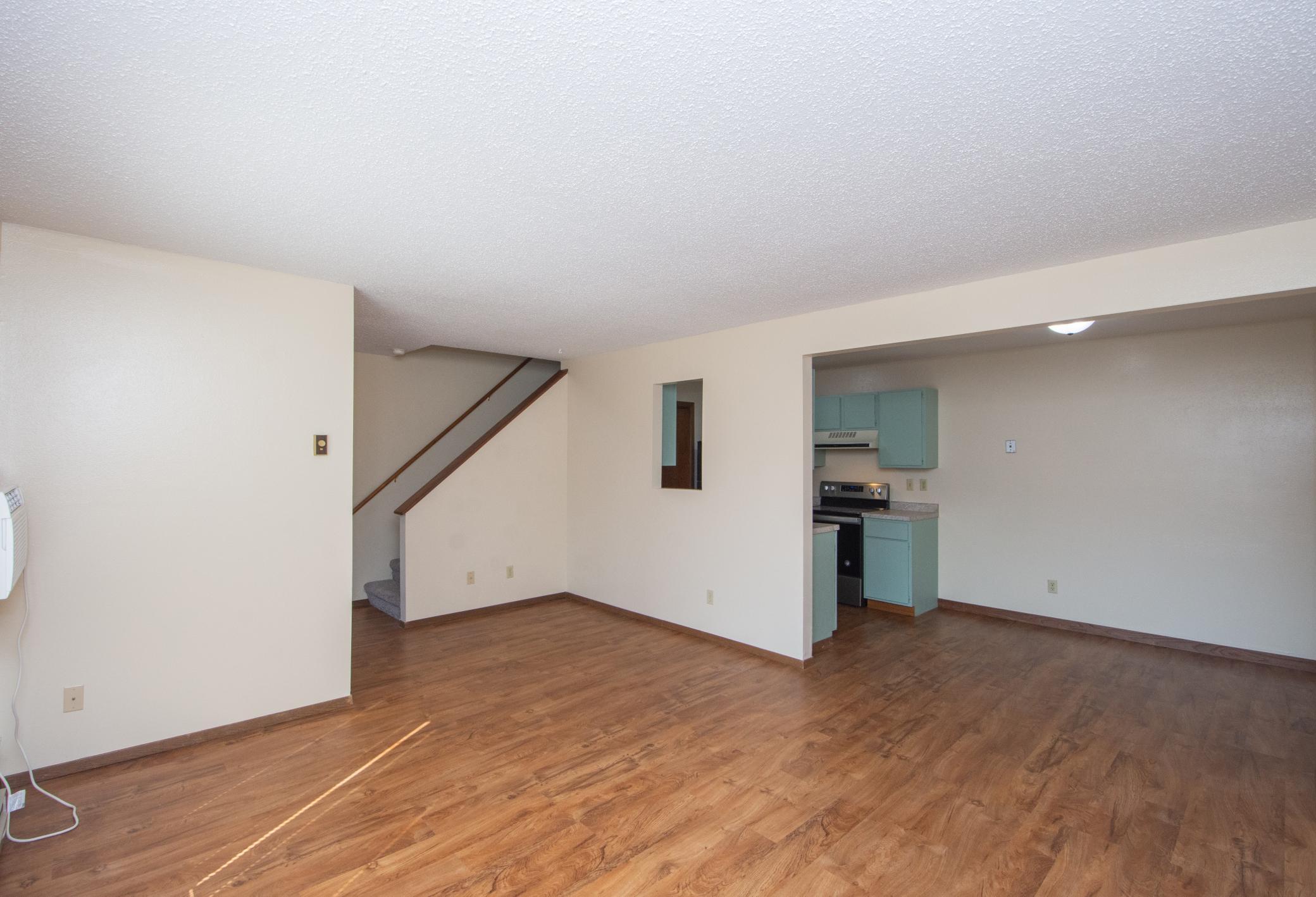 1980 townhouse for sale at 2231 32nd Avenue S in Fargo, ND — 2 bed, 1 bath (photo 10 of 25)