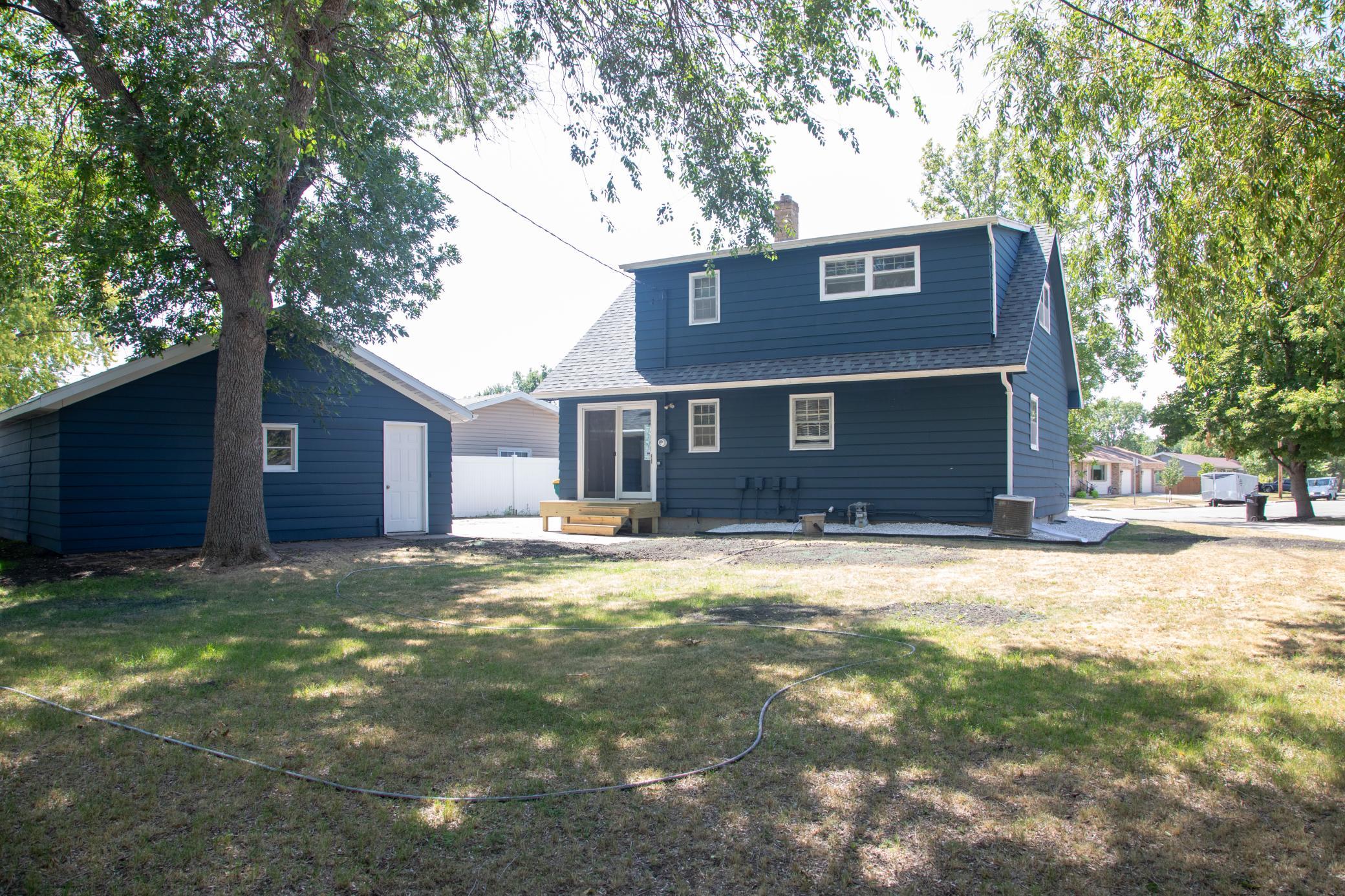 230 5th Avenue E, West Fargo ND 58078 - Photo 3 of 36