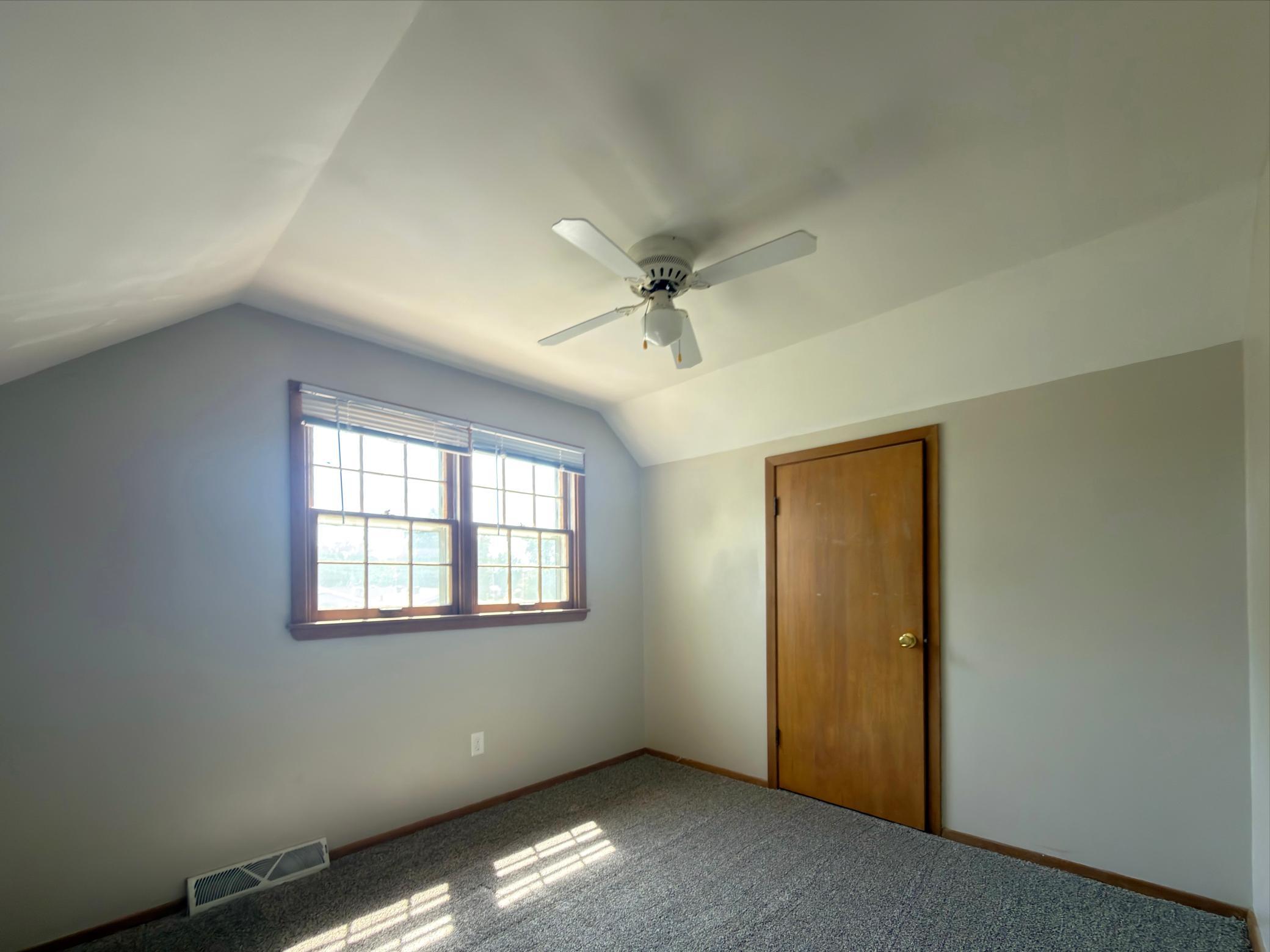 230 5th Avenue E, West Fargo ND 58078 - Photo 21 of 36