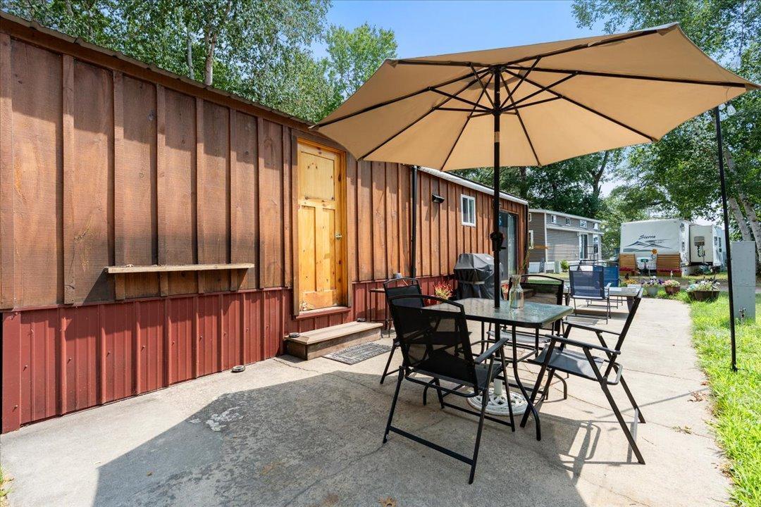 1985 single family home for sale at 15827 Wilderness Trail, Unit 106 in Cross Lake, MN — 2 bed, 1 bath (photo 2 of 31)