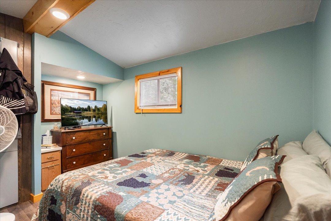 1985 single family home for sale at 15827 Wilderness Trail, Unit 106 in Cross Lake, MN — 2 bed, 1 bath (photo 11 of 31)