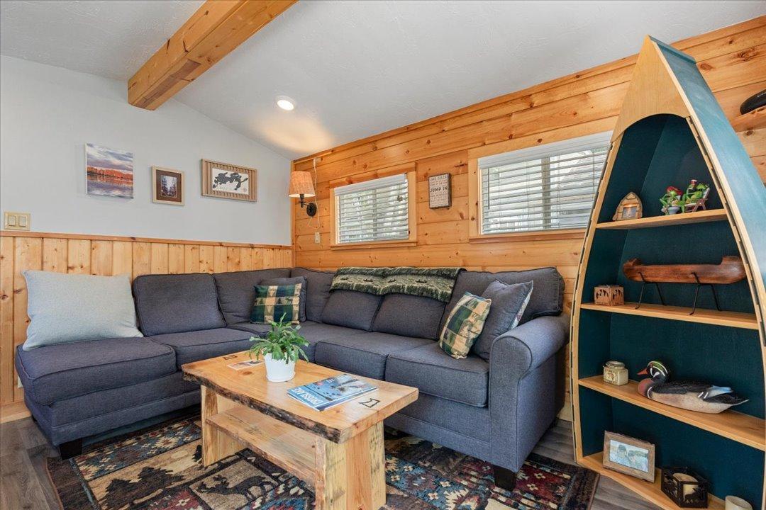 1985 single family home for sale at 15827 Wilderness Trail, Unit 106 in Cross Lake, MN — 2 bed, 1 bath (photo 5 of 31)
