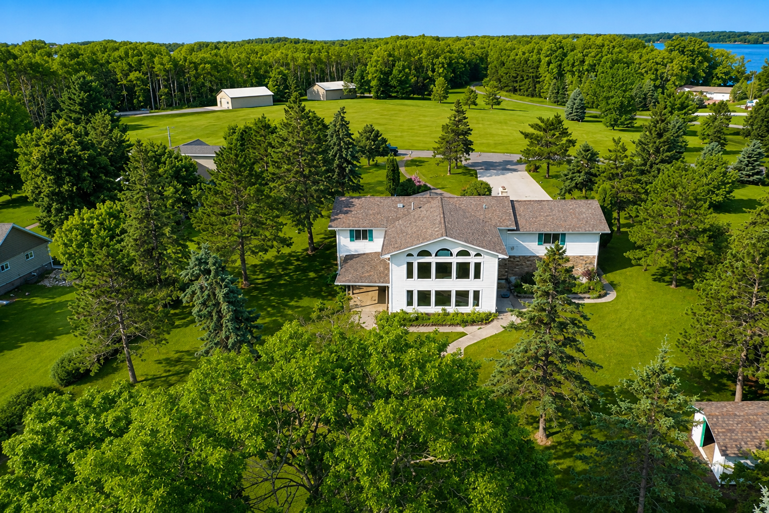 1977 single family home for sale at 34399 Engstrom Beach Lane in Dent, MN — 3 bed, 2 bath (photo 2 of 26)