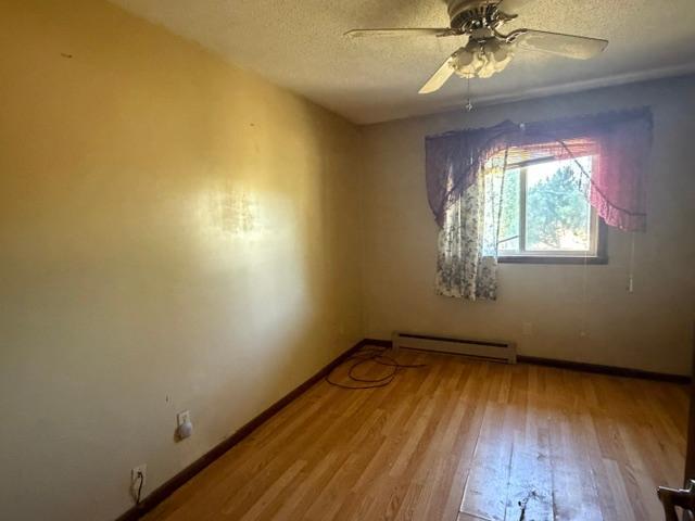 1977 single family home for sale at 34399 Engstrom Beach Lane in Dent, MN — 3 bed, 2 bath (photo 19 of 26)