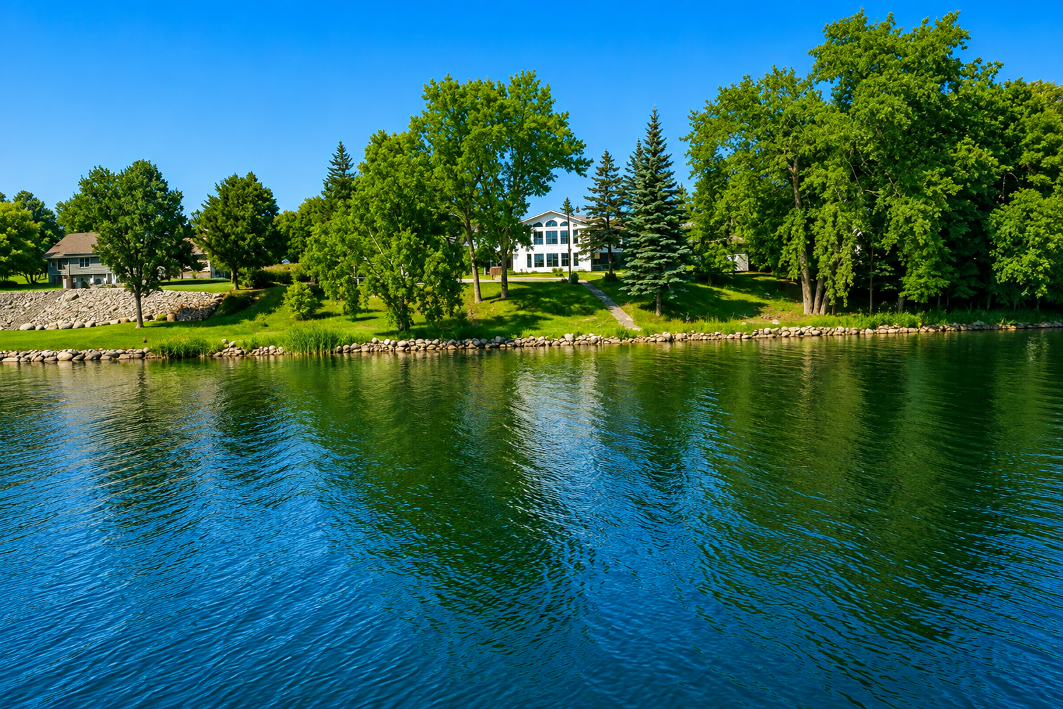 1977 single family home for sale at 34399 Engstrom Beach Lane in Dent, MN — 3 bed, 2 bath (photo 3 of 26)