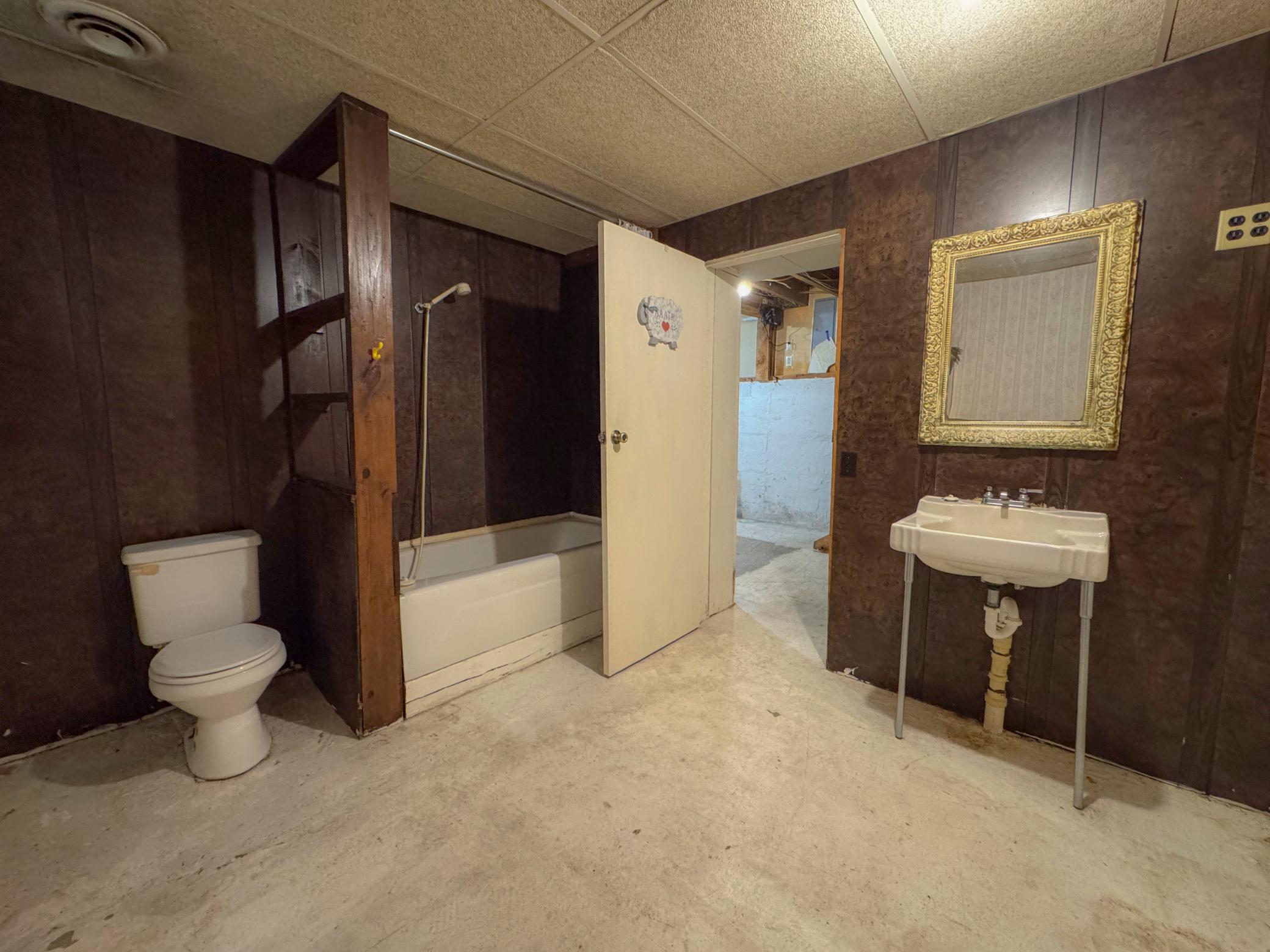 1930 single family home for sale at 15983 Centerline Road NW in Shevlin, MN — 2 bed, 2 bath (photo 27 of 32)