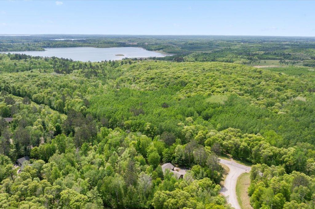 2002 single family home for sale at 29470 Belgian Drive in Breezy Point, MN — 4 bed, 3 bath (photo 26 of 29)