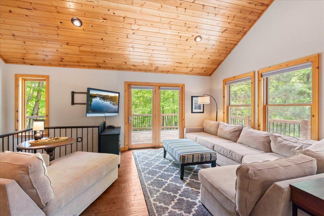 2002 single family home for sale at 29470 Belgian Drive in Breezy Point, MN — 4 bed, 3 bath (photo 6 of 29)
