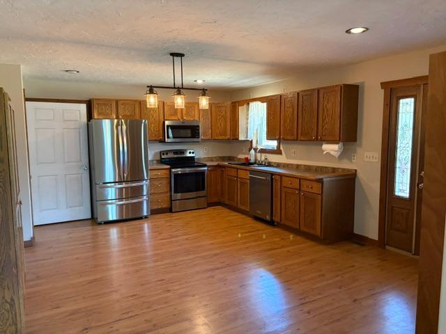 2006 single family home for sale at 6423 Hay Creek Road in Fort Ripley, MN — 3 bed, 2 bath (photo 9 of 33)