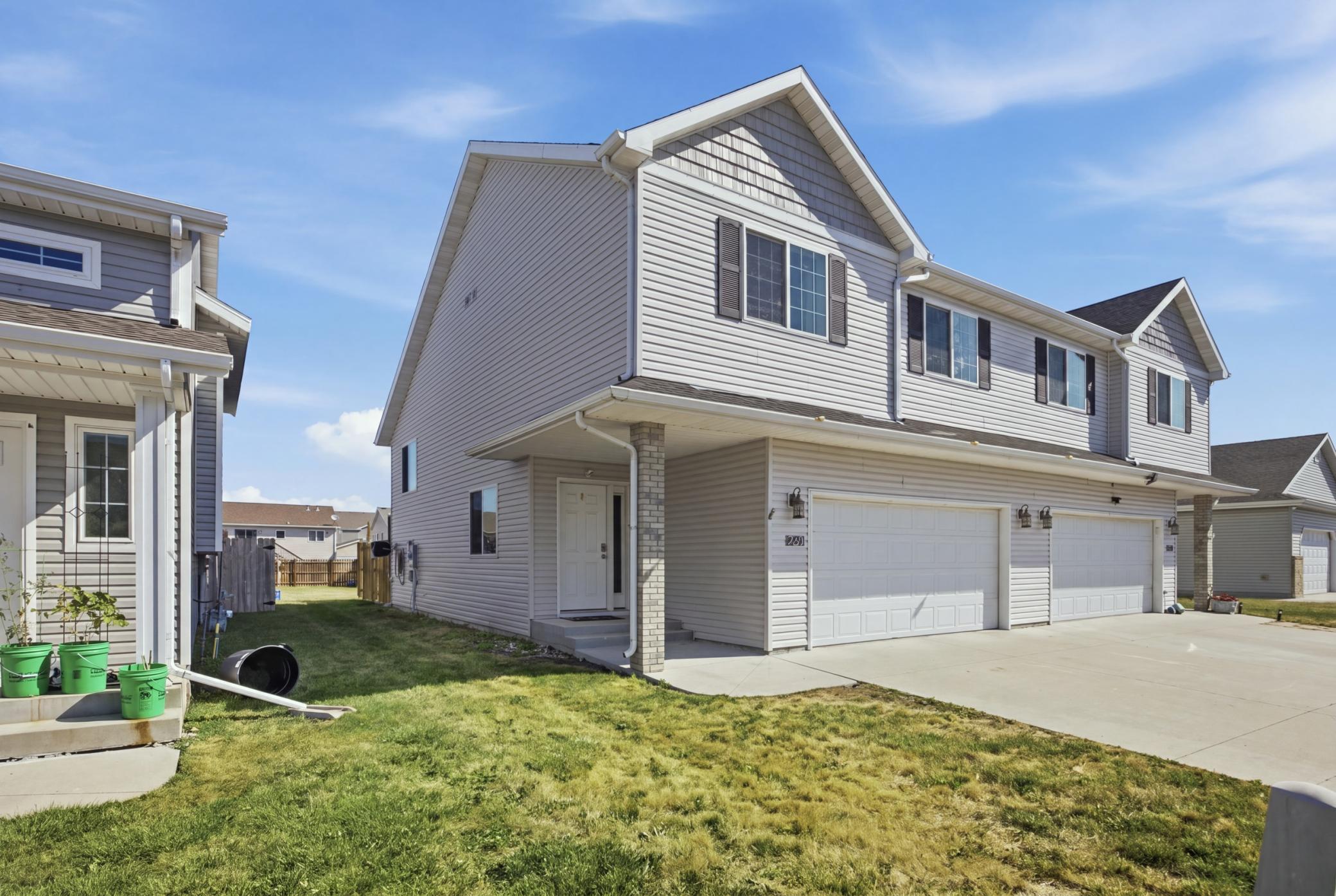 1590 35th Avenue S, Moorhead MN 56560 - Photo 2 of 23