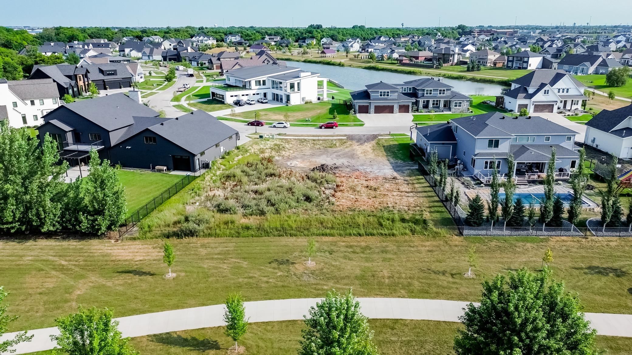 2812 RIVERS BEND Drive E, West Fargo ND 58078 - Photo 3 of 10