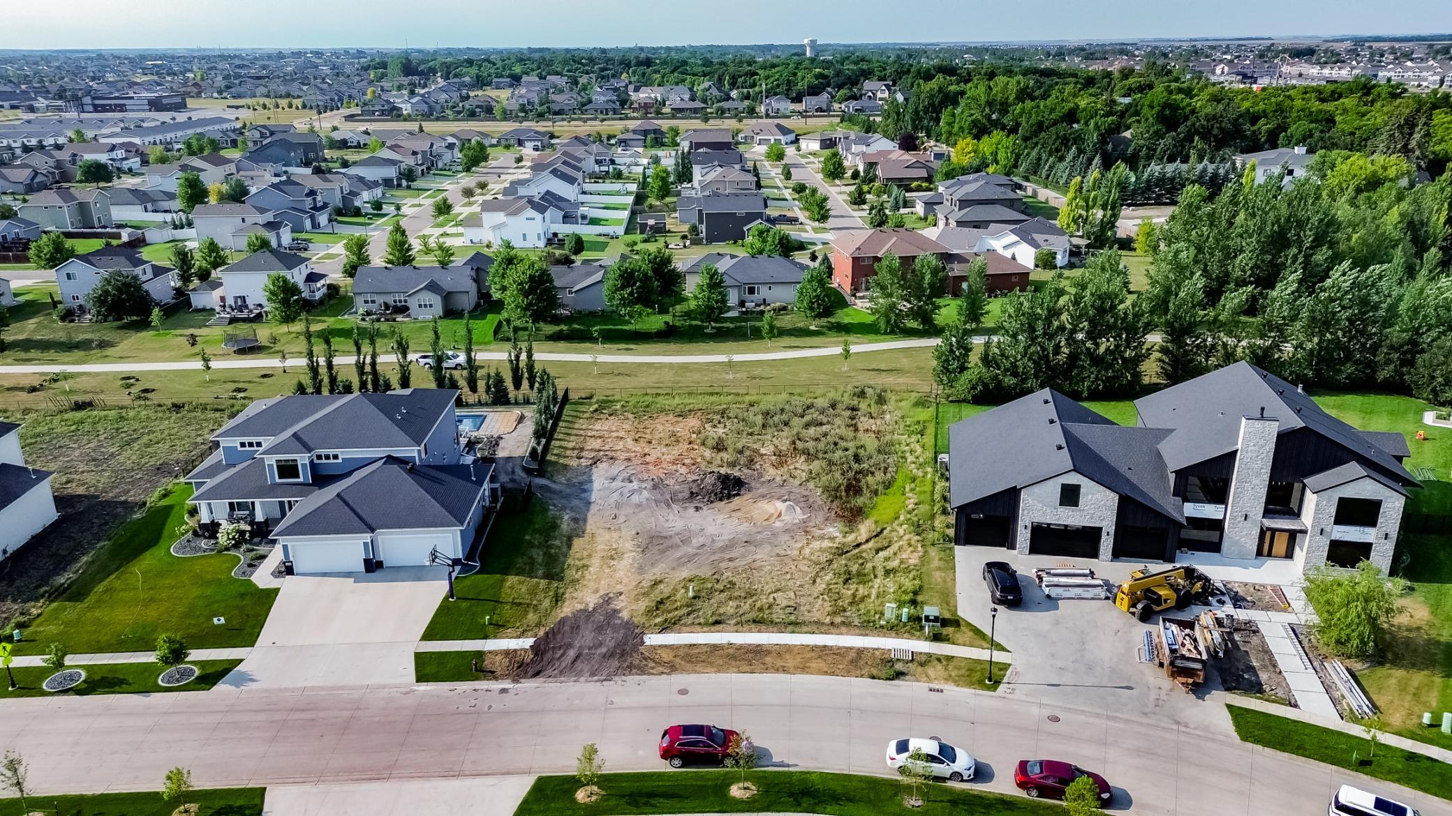 2812 RIVERS BEND Drive E, West Fargo ND 58078 - Photo 4 of 10