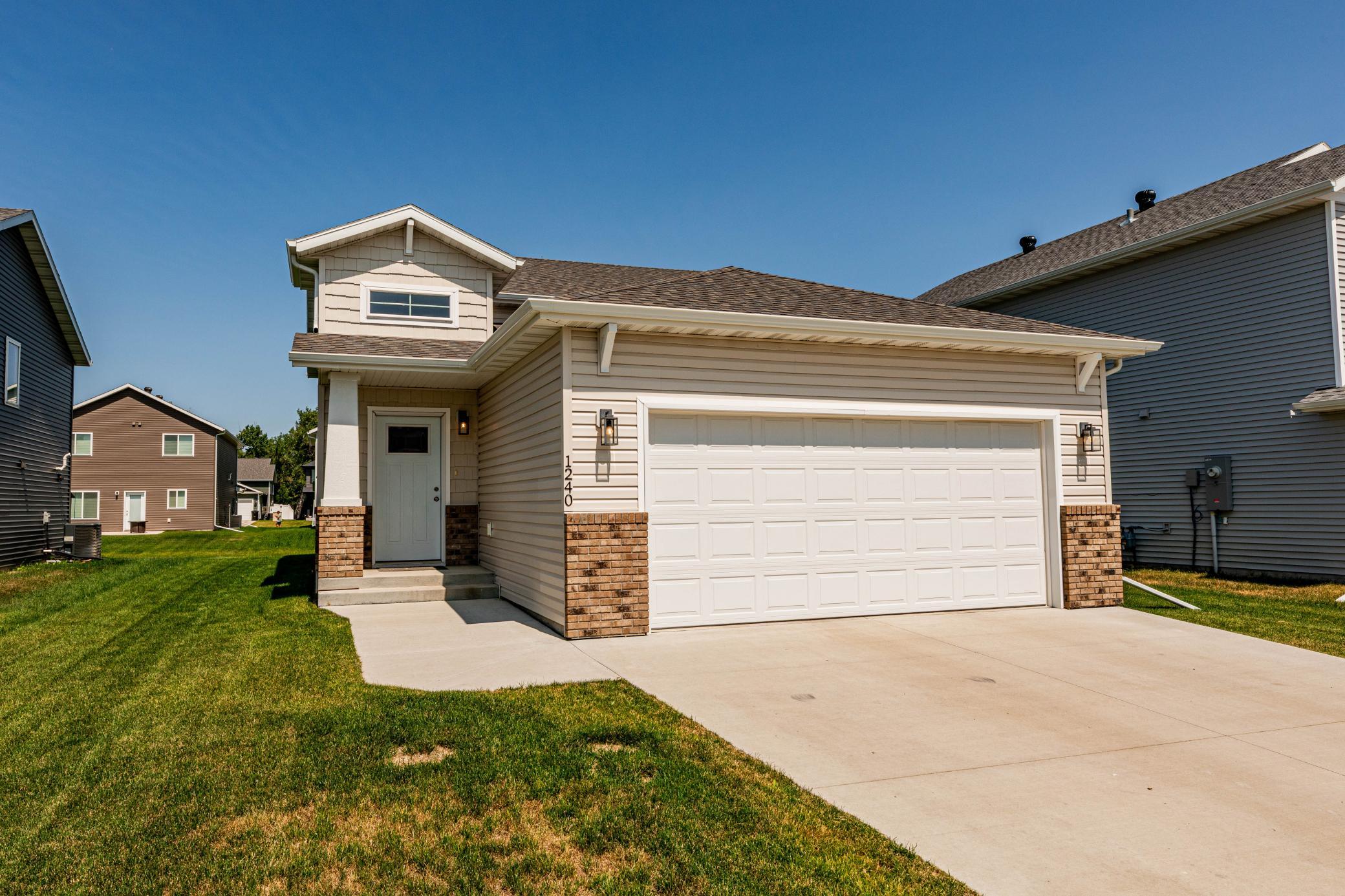 1240 Rachel Drive W, West Fargo ND 58078 - Photo 2 of 28