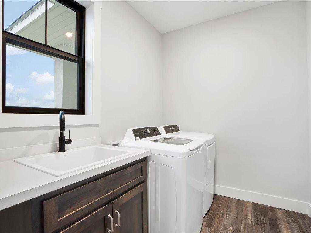 2024 single family home for sale at 3544 Royal Lytham Court in Brainerd, MN — 5 bed, 5 bath (photo 23 of 40)
