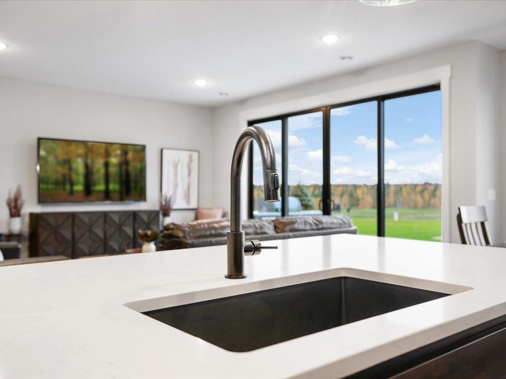 2024 single family home for sale at 3544 Royal Lytham Court in Brainerd, MN — 5 bed, 5 bath (photo 31 of 40)