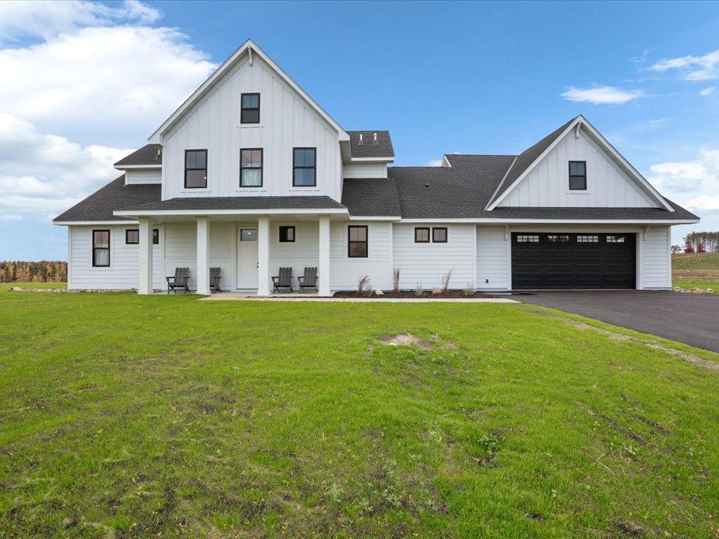 2024 single family home for sale at 3544 Royal Lytham Court in Brainerd, MN — 5 bed, 5 bath (photo 38 of 40)
