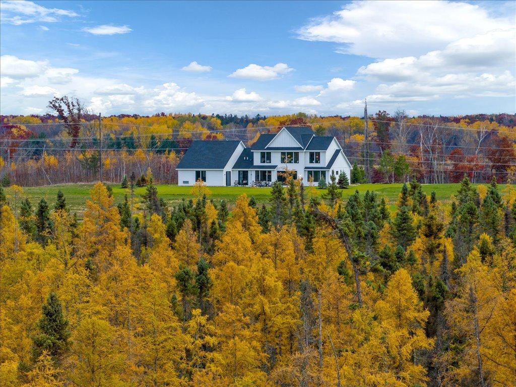 2024 single family home for sale at 3544 Royal Lytham Court in Brainerd, MN — 5 bed, 5 bath (photo 6 of 40)