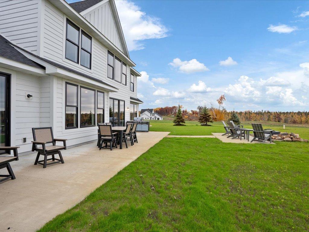 2024 single family home for sale at 3544 Royal Lytham Court in Brainerd, MN — 5 bed, 5 bath (photo 9 of 40)