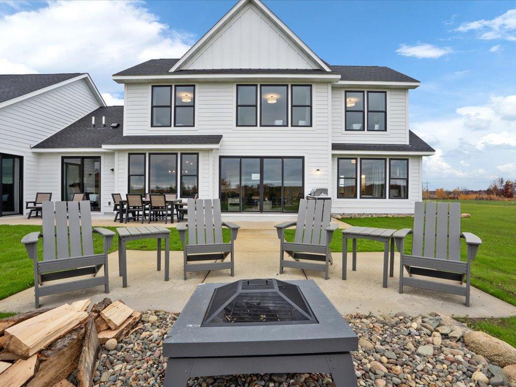 2024 single family home for sale at 3544 Royal Lytham Court in Brainerd, MN — 5 bed, 5 bath (photo 10 of 40)