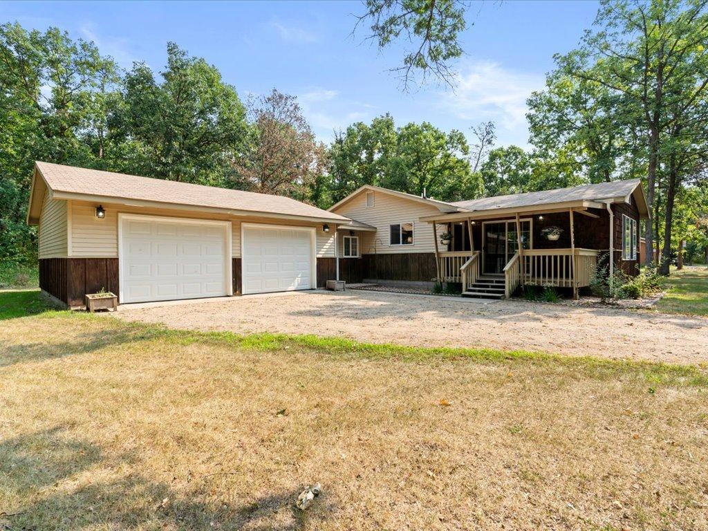 2004 single family home for sale at 2610 State 210 SW in Pillager, MN — 2 bed, 2 bath (photo 2 of 28)