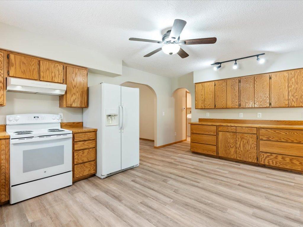 2004 single family home for sale at 2610 State 210 SW in Pillager, MN — 2 bed, 2 bath (photo 3 of 28)