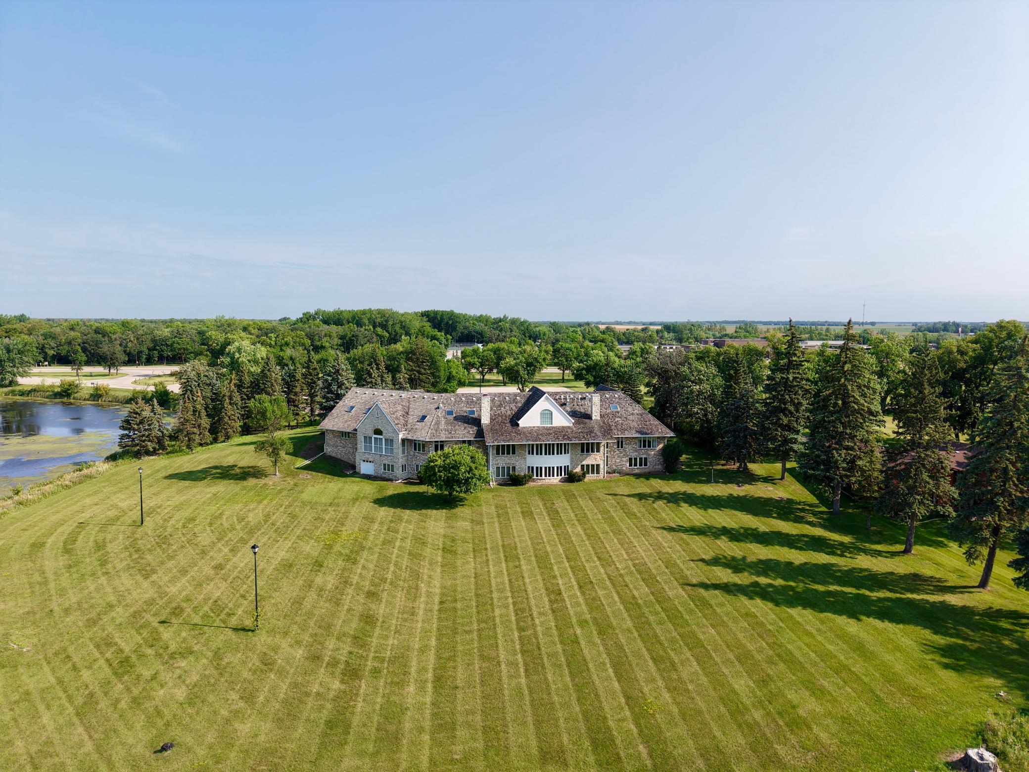 1993 single family home for sale at 1020 Centennial Drive in Thief River Falls, MN — 8 bed, 8 bath (photo 3 of 43)