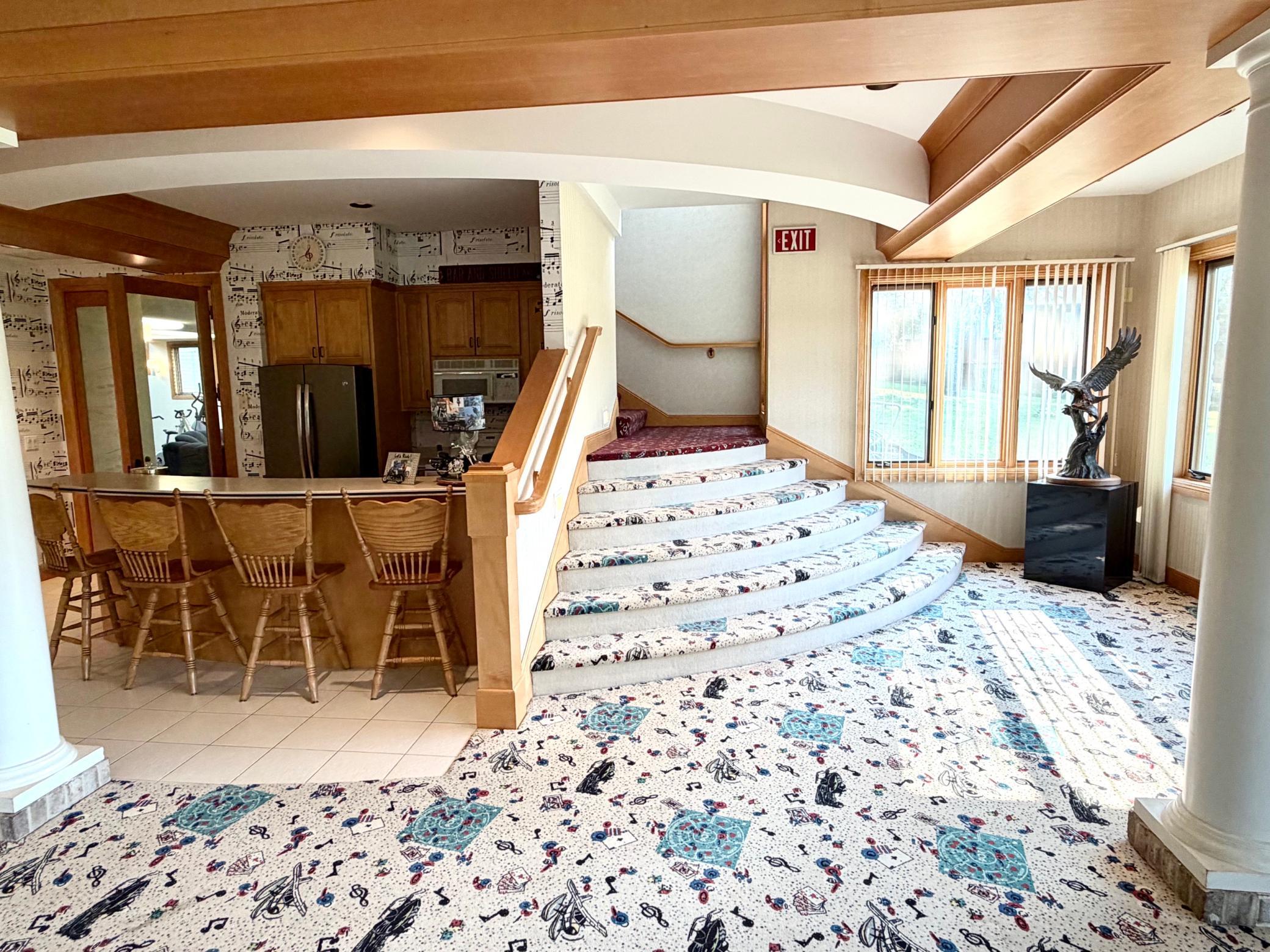 1993 single family home for sale at 1020 Centennial Drive in Thief River Falls, MN — 8 bed, 8 bath (photo 33 of 43)