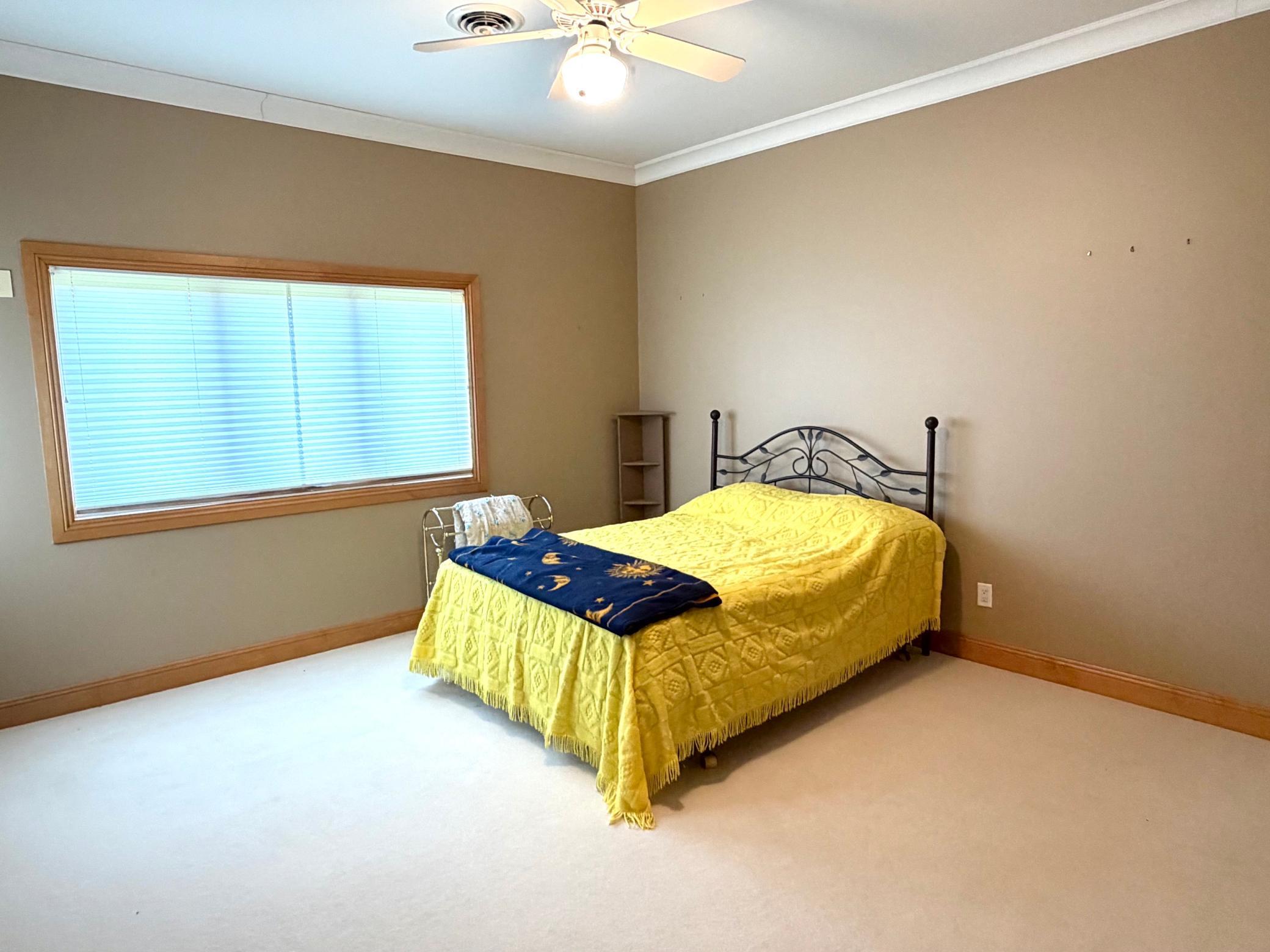 1993 single family home for sale at 1020 Centennial Drive in Thief River Falls, MN — 8 bed, 8 bath (photo 40 of 43)
