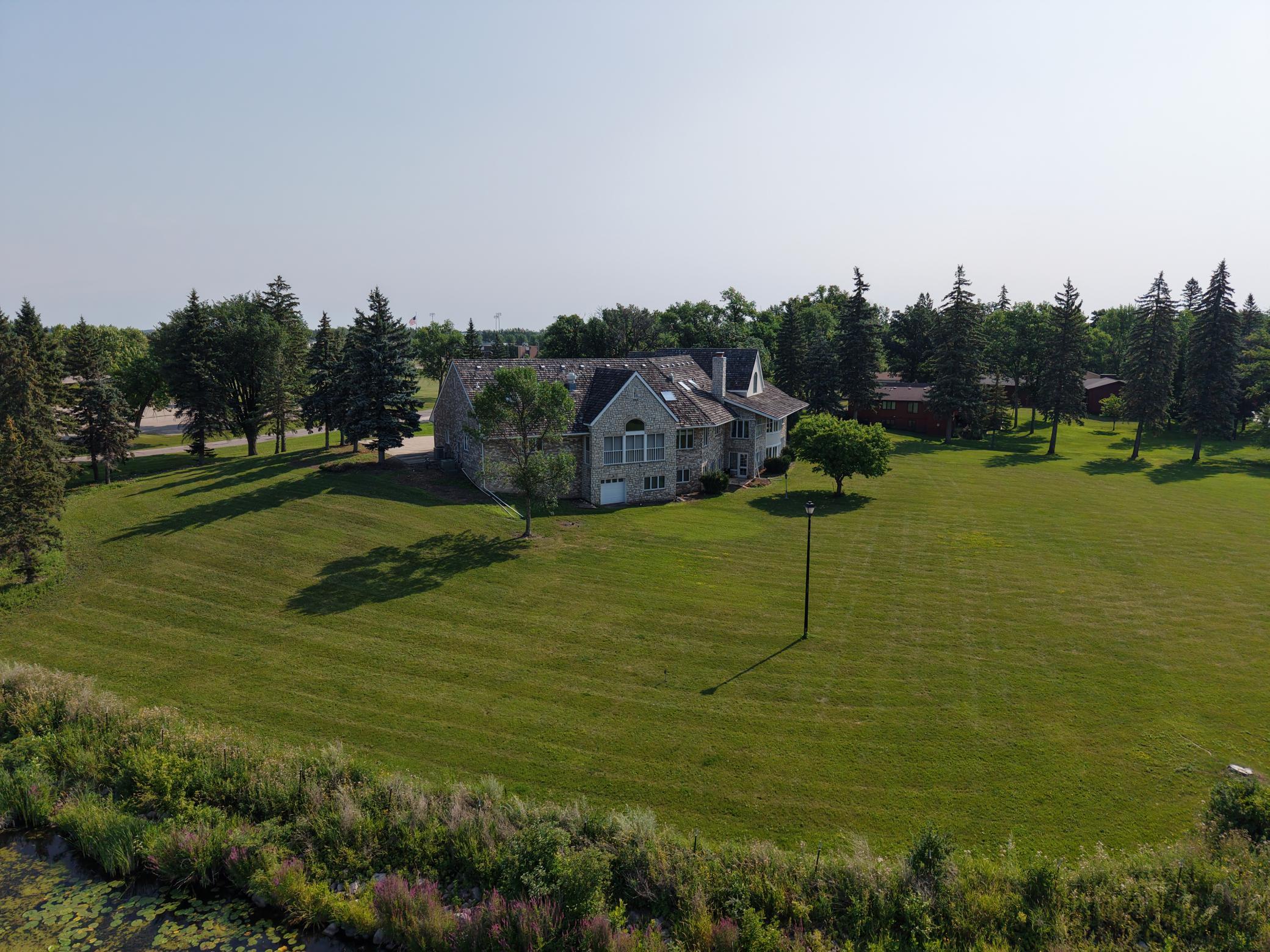 1993 single family home for sale at 1020 Centennial Drive in Thief River Falls, MN — 8 bed, 8 bath (photo 8 of 43)