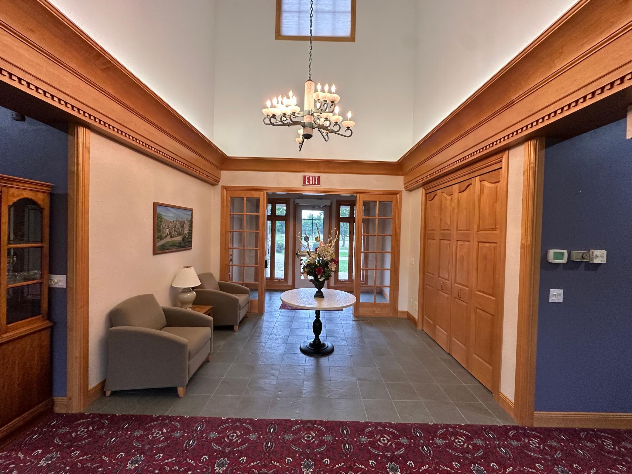 1993 single family home for sale at 1020 Centennial Drive in Thief River Falls, MN — 8 bed, 8 bath (photo 10 of 43)